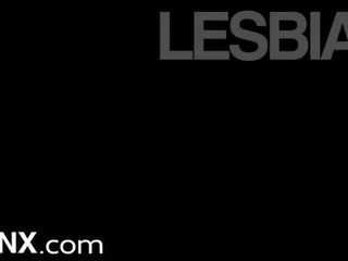 Lesbianx - sweaty medrasno lezbijke seks: brezplačno hd umazano film 1d