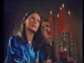 Karleksvireln 1976: दानिश रेटरो x गाली दिया वीडियो प्रदर्शन f5