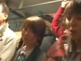 Ripened жени мръсен филм в автобус