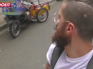 Letsdoeit - khiêu dâm latina đường vendor cheers lên khách hàng với squirting âm hộ