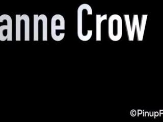 Leanne crow дає ви a грудаста спідня білизна стриптиз