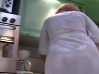 Tim njerkë në the guzhinë në fillim mëngjes hotmoza: seks film 11 | xhamster