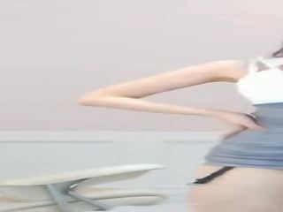 Attractive Chinese Streamer Dancing (Angela Manjusaka)