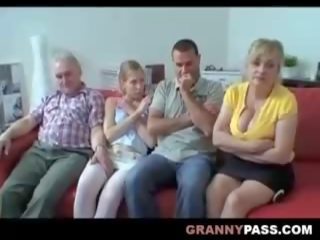 Babičky houpá pohlaví: volný skutečný babičky pohlaví film porno show a6