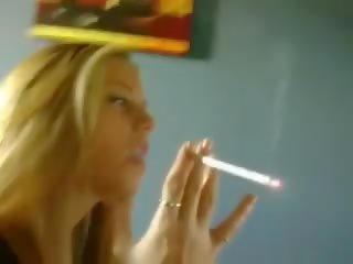 Enticing rubia fumando 2, gratis gratis xxx rubia adulto película mov a5
