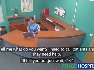 Fakehospital surgeon prank calls তার সেবিকা