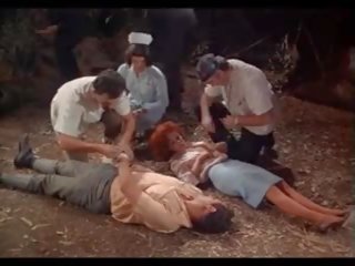 Orgia na the mŕtvy 1965 zombi vyzliekanie diabol školáčka skull.